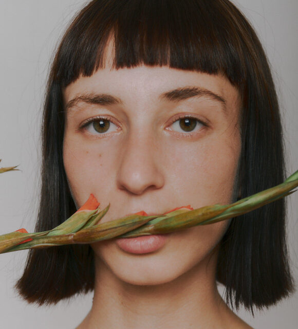 Gladolius | portrait flower woman studio fine art photo